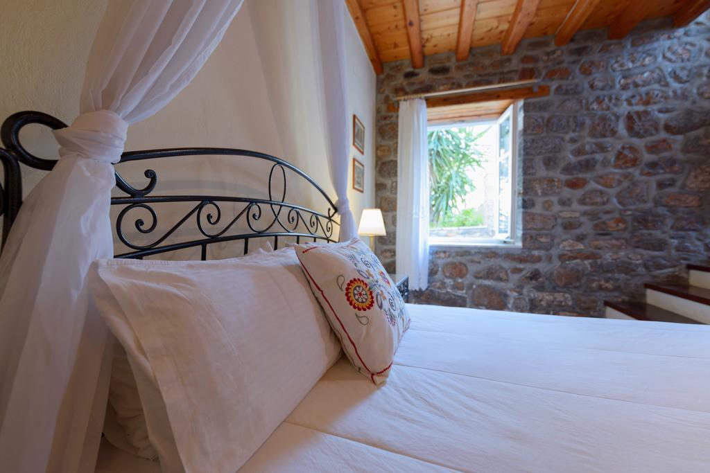 Nereids Guesthouse Hydra  Exterior foto