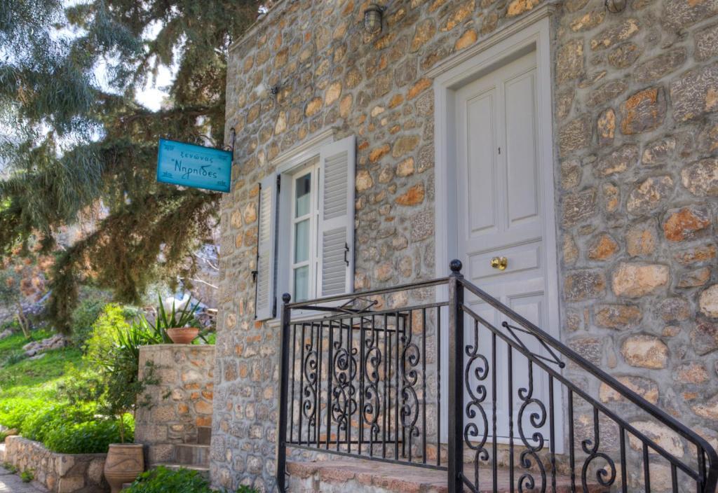 Nereids Guesthouse Hydra  Exterior foto